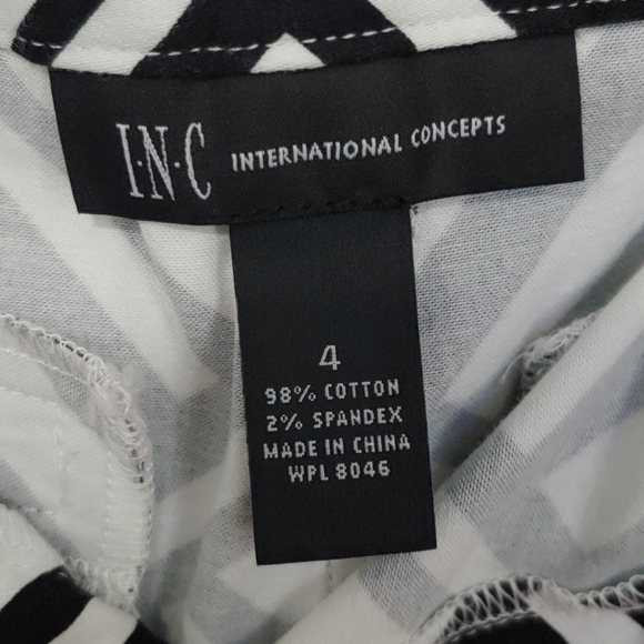 INC International Concepts. Size 4 Shorts - Picture 3 of 4